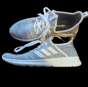 Adidas Athletic Shoes Size 7 1/2